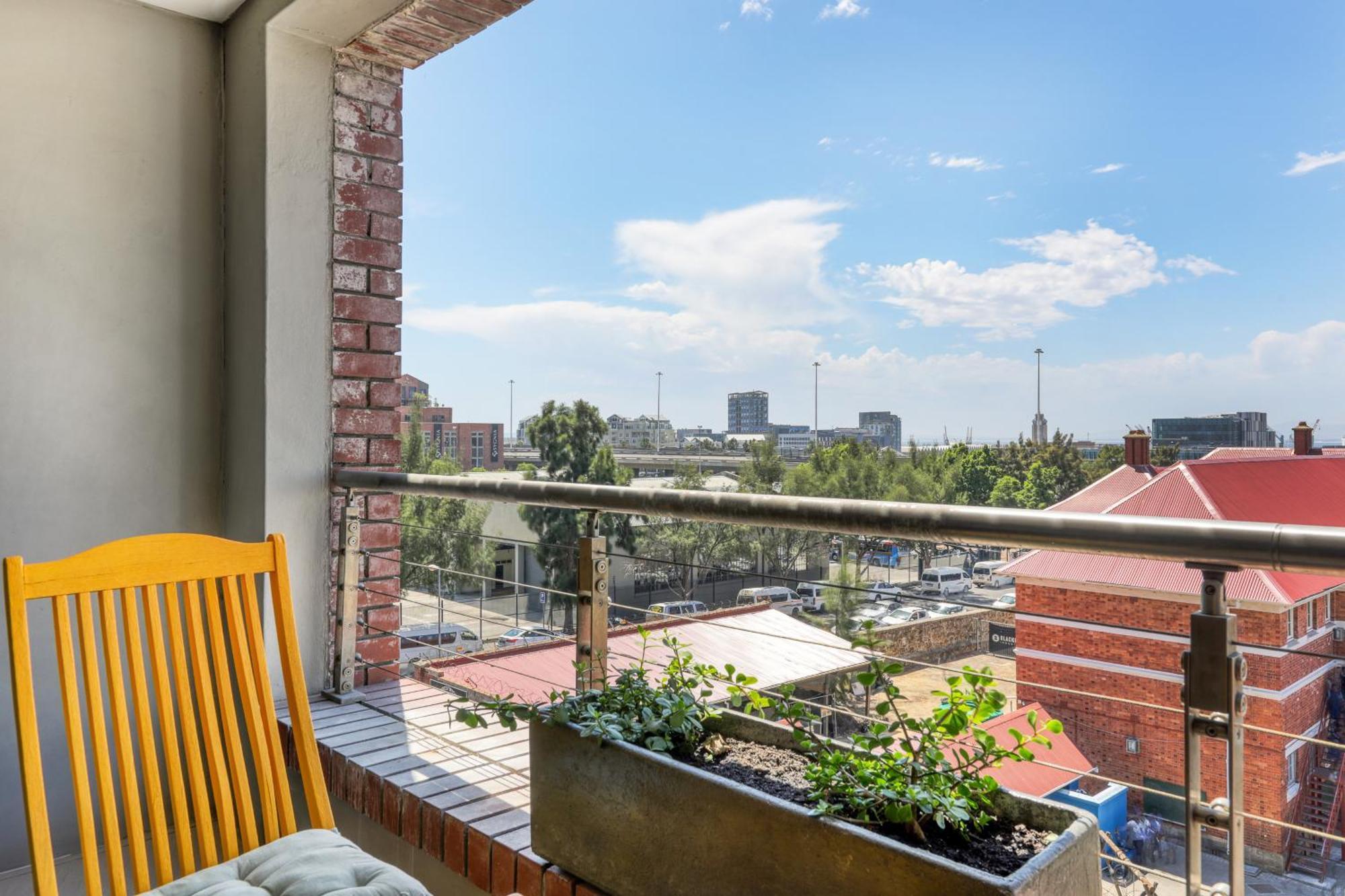 Authentic Cape Town Apartment Near The Waterfront Ngoại thất bức ảnh